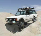 RangeRoverAction-01.jpg (26451 byte)