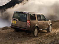 LandRoverDiscovery4-03.jpg (169143 byte)